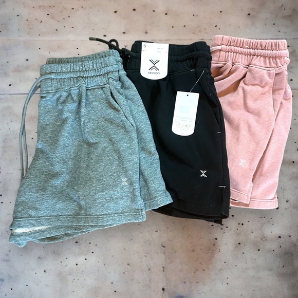 Xersion Pants - Xersions size small jogger shorts set of  3